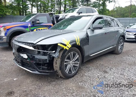 2024 Cadillac Lyriq Luxury W/1Sd z USA, uszkodzony, nr VIN 1GYKPRRL9RZ106908